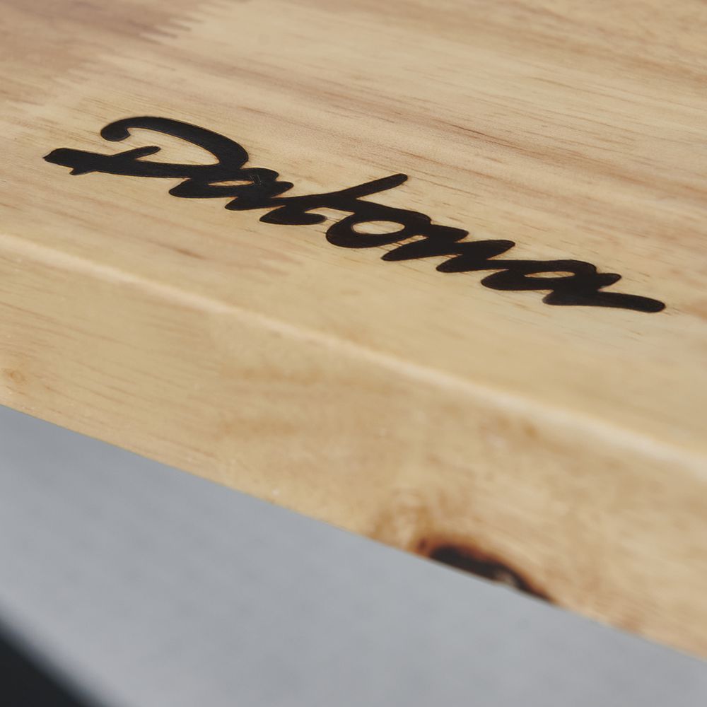 datona-logo-noir-sur-table.jpg