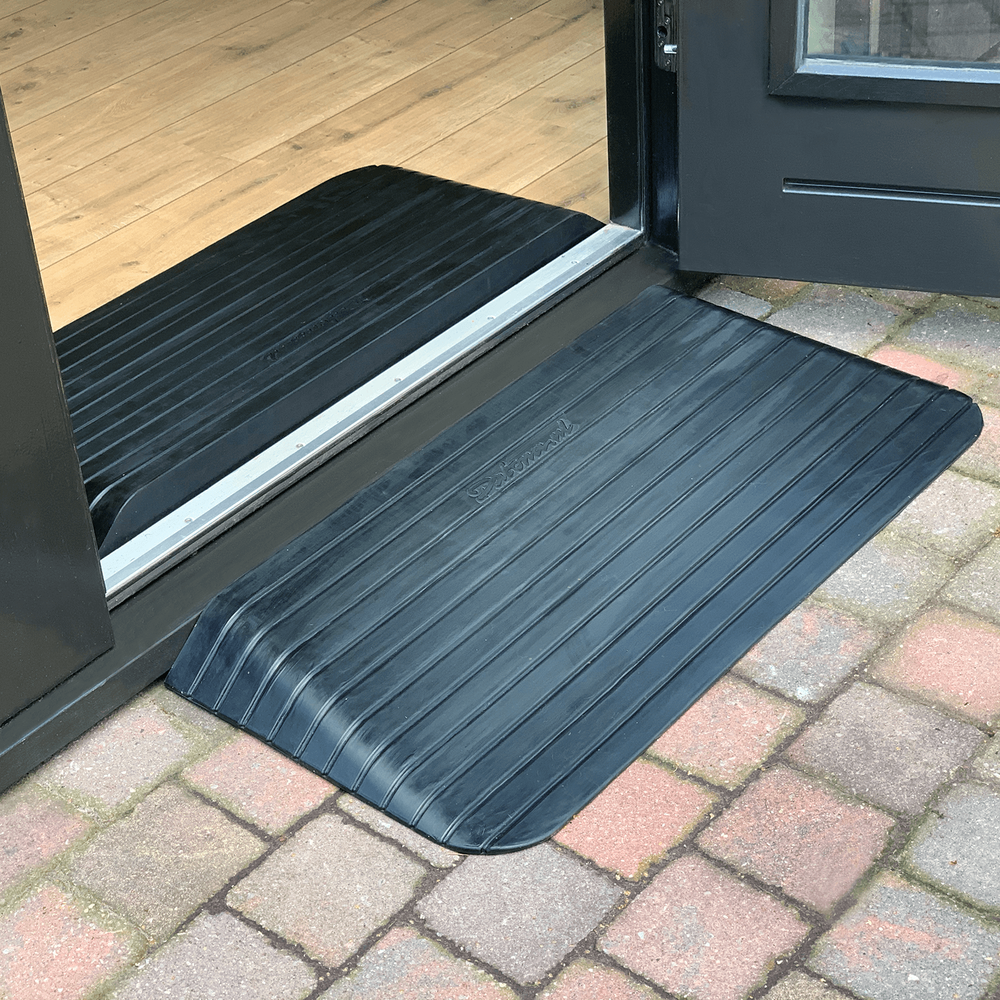 Drempelhulp 90 mm hoog rubber voor rolstoel en rollator 2 stuks