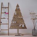 Weihnachtsbaum aus robustem Gerüstholz 170 cm mit LED Beleuchtung
