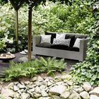 Sfeervolle tuin met 60Plus Soft Comfort Nero 50x50x4cm