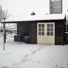 Holzhaus ove Schwarz lackiert - Kundenfoto