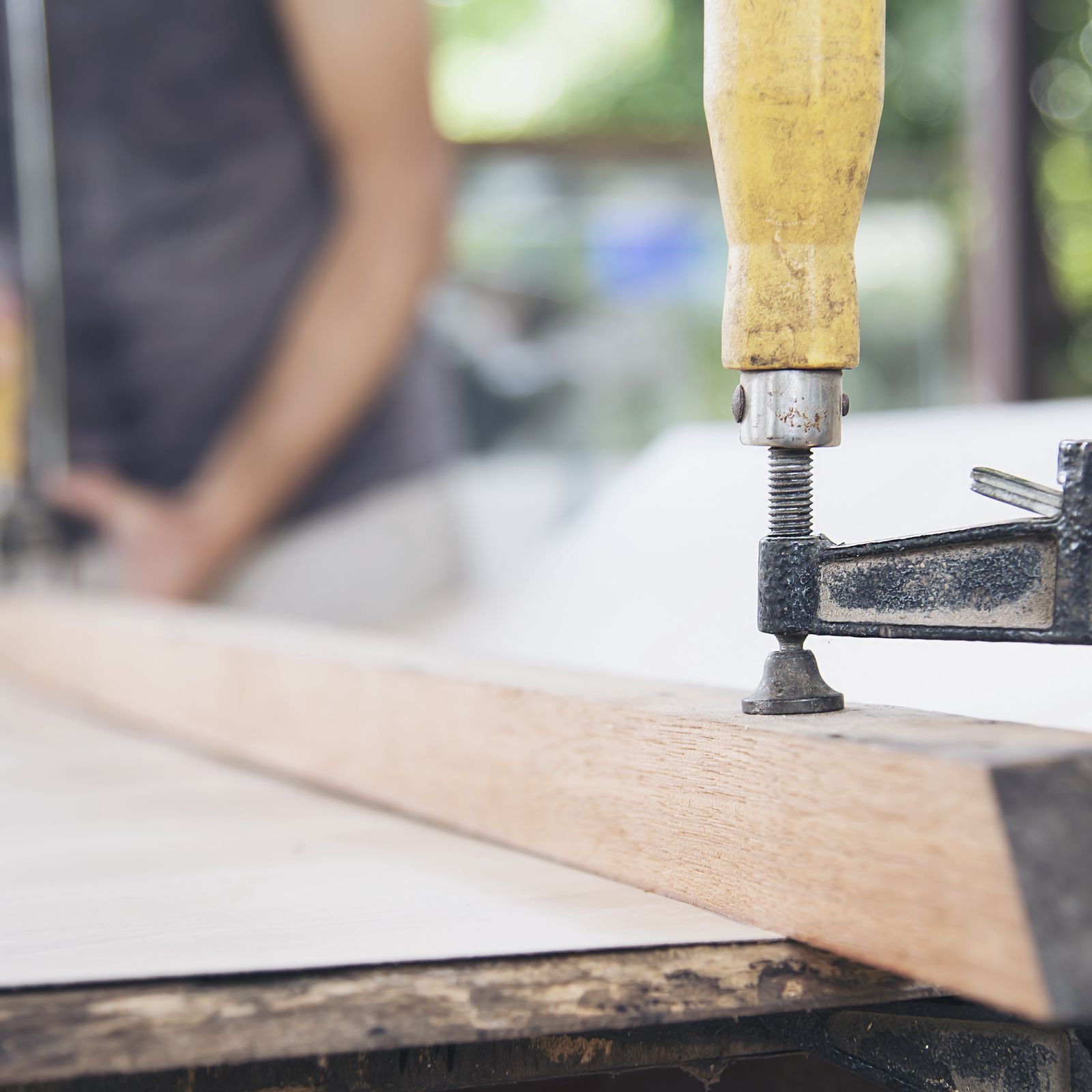 Schraubzwingen: die dritte Hand aller Handwerker!