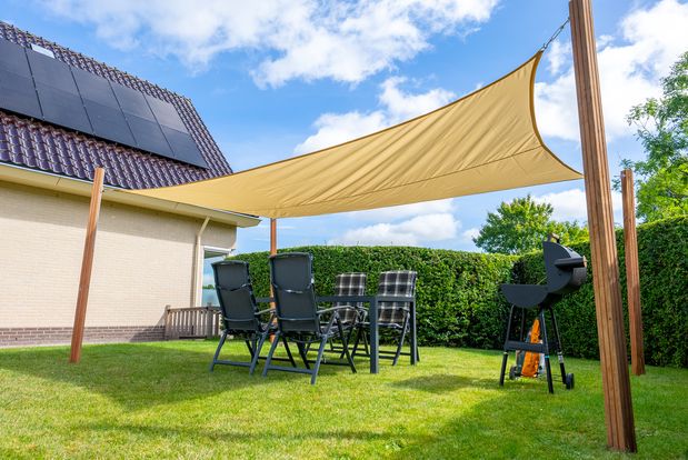 Installing a shade sail - tips and tricks