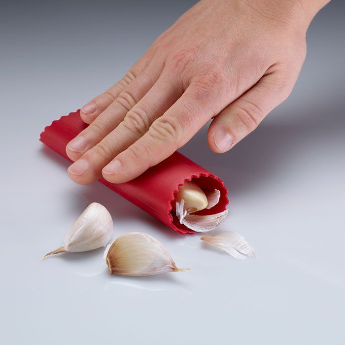 Westmark_Knoflookpeller_Peel_Fix_3.jpg