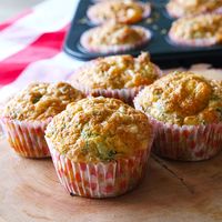 Hartige muffins met gruyère, broccoli en spinazie