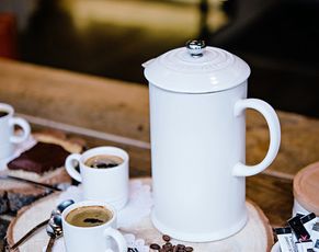 Le Creuset Cafetiere