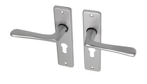 Deurkruk met schild PC55 aluminium vlindermodel - Per Set