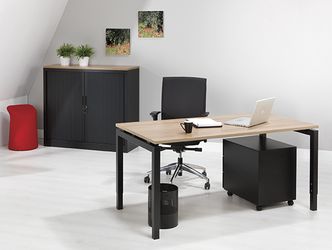 Bureau - vergadertafel zwart onderstel en havanna kleurig blad 120x80cm