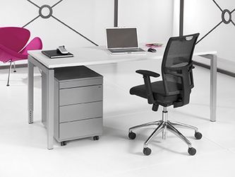 Bureau - vergadertafel aluminium onderstel en wit kleurig blad 120x80cm