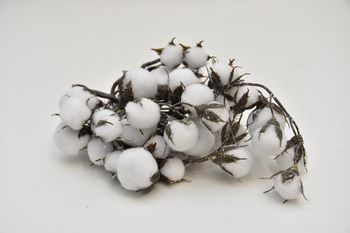 Cotton garland white 107cm