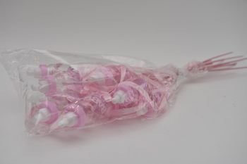 Pak á 12 Baby flesje roze met lint op stok 50cm