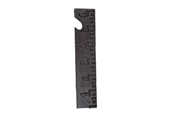 Bieropener "Liniaal" antiek zwart gietijzer 15,5x3,2x0,02cm