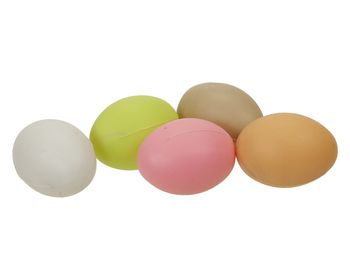pb. 50 plastic eggs (5 ass.) 6 cm
