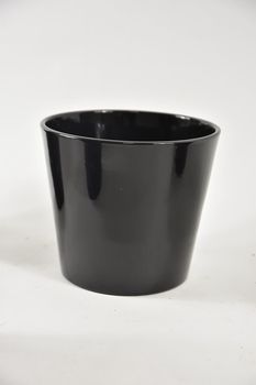 Konischer Topf schwarz glänzend 17 cm Serie 440