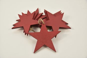 Bundel a 8 houten sterren 9,5cm red