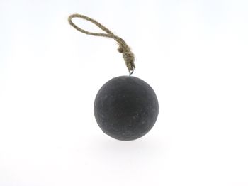 Ball Wood Hang Black Ø10cm
