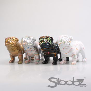 HOND ENGELSE BULL STOOBZ 4 ASS Z/W/Z/G SPRAY 18 CM