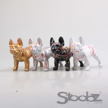 HOND FRANSE BULL STOOBZ 4 ASS Z/W/Z/G SPRAY 16 CM