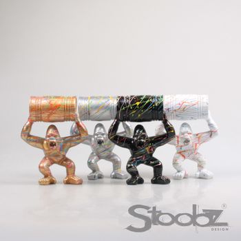 GORILLA M/OLIEVAT STOOBZ  4 ASS Z/W/Z/G SPRAY 21 CM