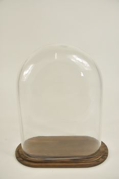 Stolp ovaal L helder glas 24x12,5x30cm bruin houten plateau