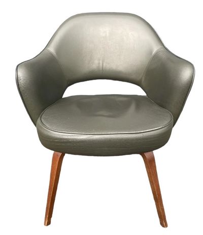 Walter Knoll Studio Saarinen Conference Armchair Groen Leer Gebruikt