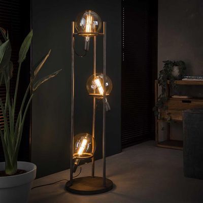 Vloerlamp Fritzlar van industrieel metalen buizen
