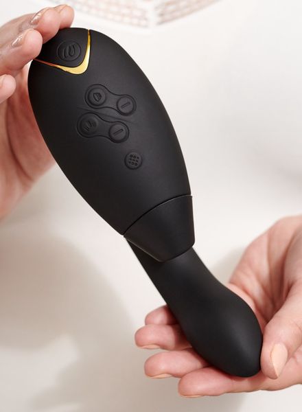 Womanizer Duo Black Bundle 5