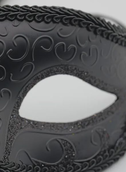 60.241-Cape-specialist-masker-zwart-detail.JPG