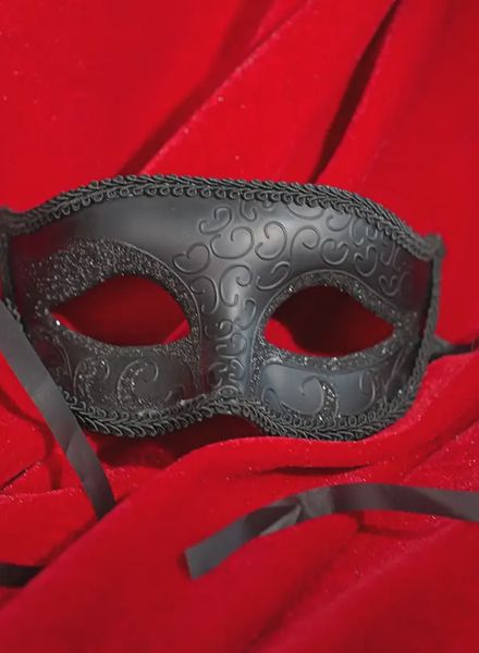 60.241-Cape-specialist-masker-zwart.JPG