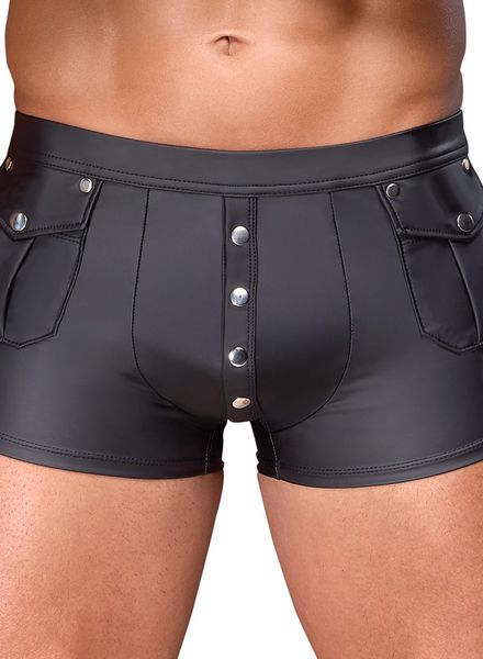 Wetlook-short-Nek-studs-met-ringen-front.jpg