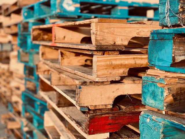 Pallet meubels beitsen