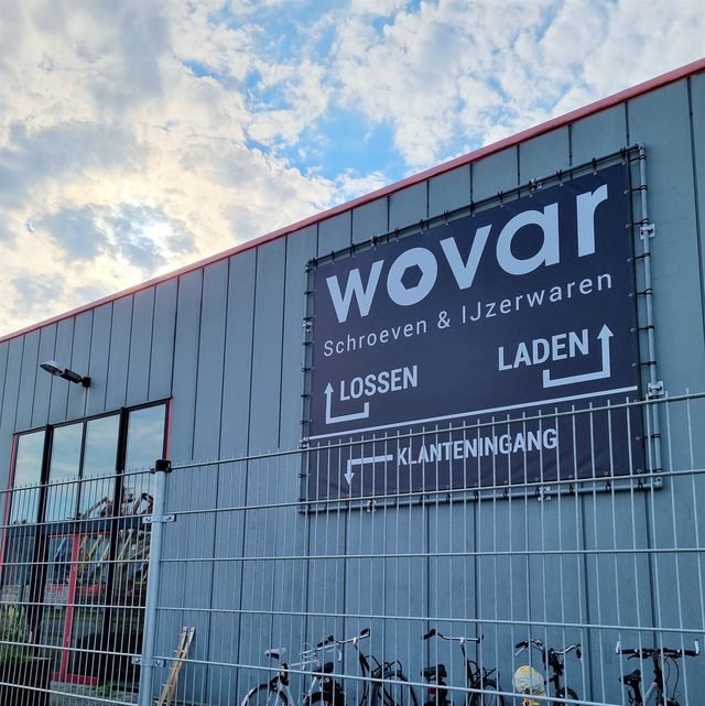 Wie jarig is trakteert: Wovar bestaat 4 jaar!