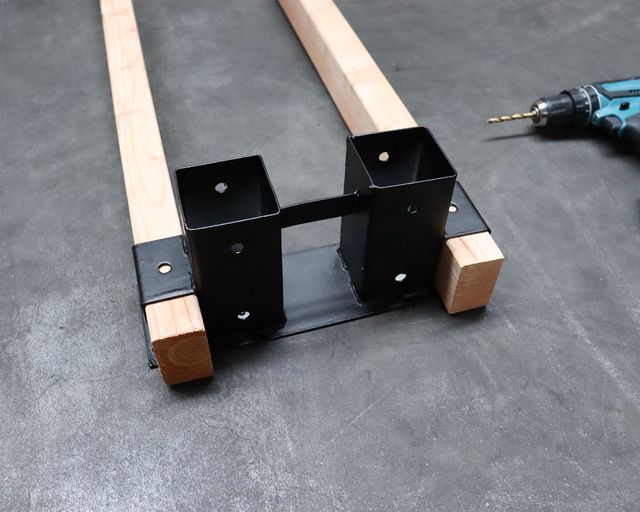Holzunterstand bauen mit Wovar Verbinder für Stapelhilfe Brennholz - Schritt-für-Schritt-Anleitung