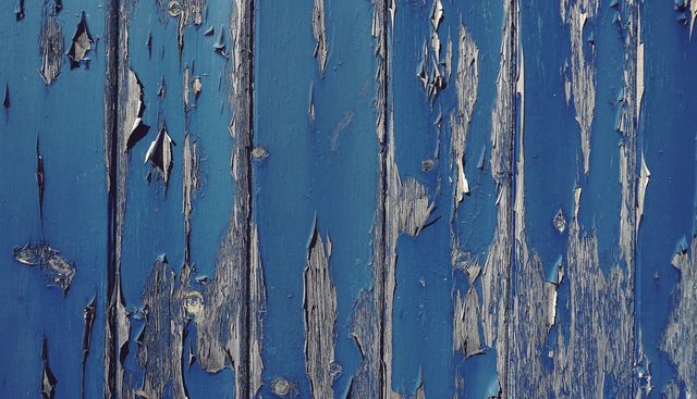 Hoe weet ik of mijn hout behandeld is met verf op water- of terpentinebasis?