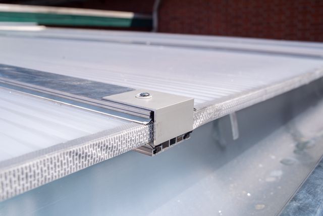 Welche Schrauben eignen sich für die Montage von Aluminium?