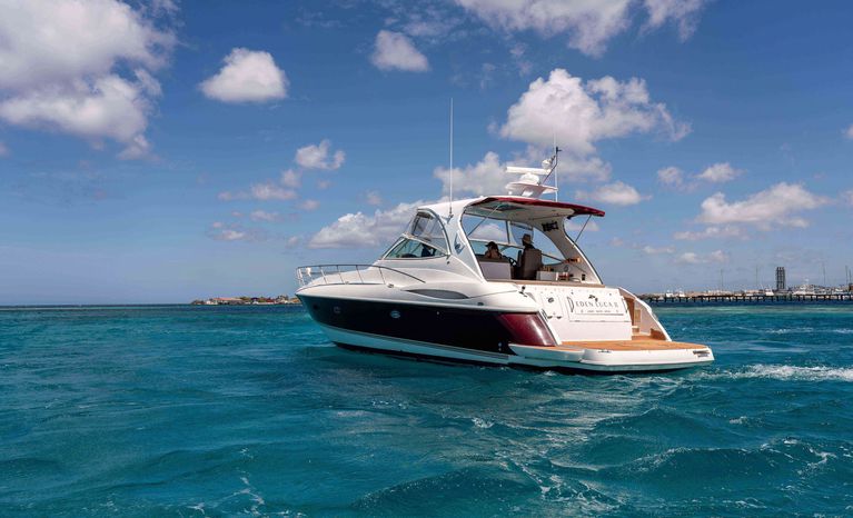 Aruba-Private-Yacht-service.jpg