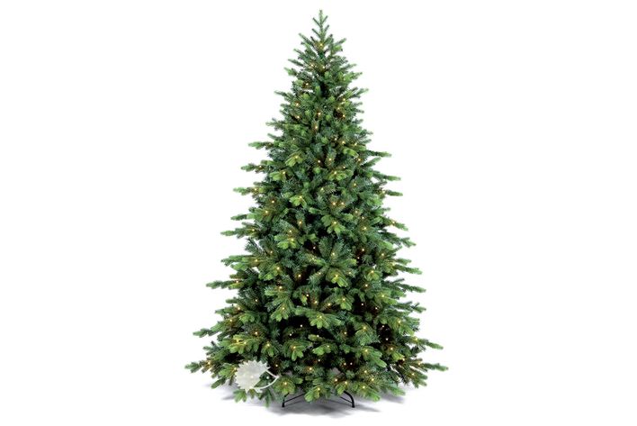 maak je geïrriteerd vergroting Bemiddelaar Kunstkerstboom Wassenaa 450 cm hoog en 8228 takken met warme LED