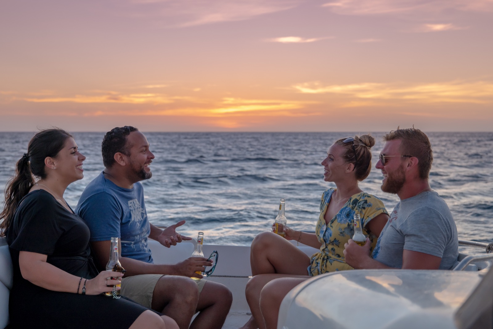 sunset boat trip Aruba
