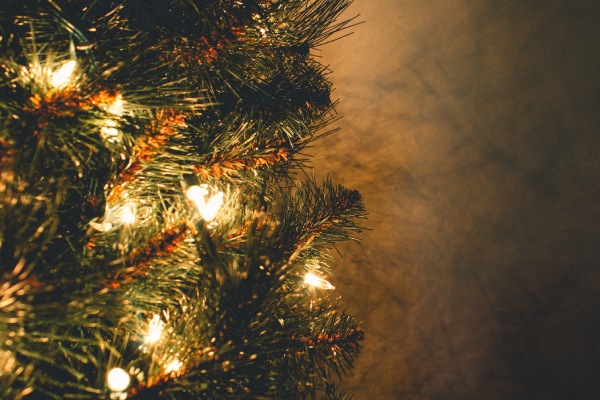 Gele kerstverlichting brengt uw kerst extra warmte.