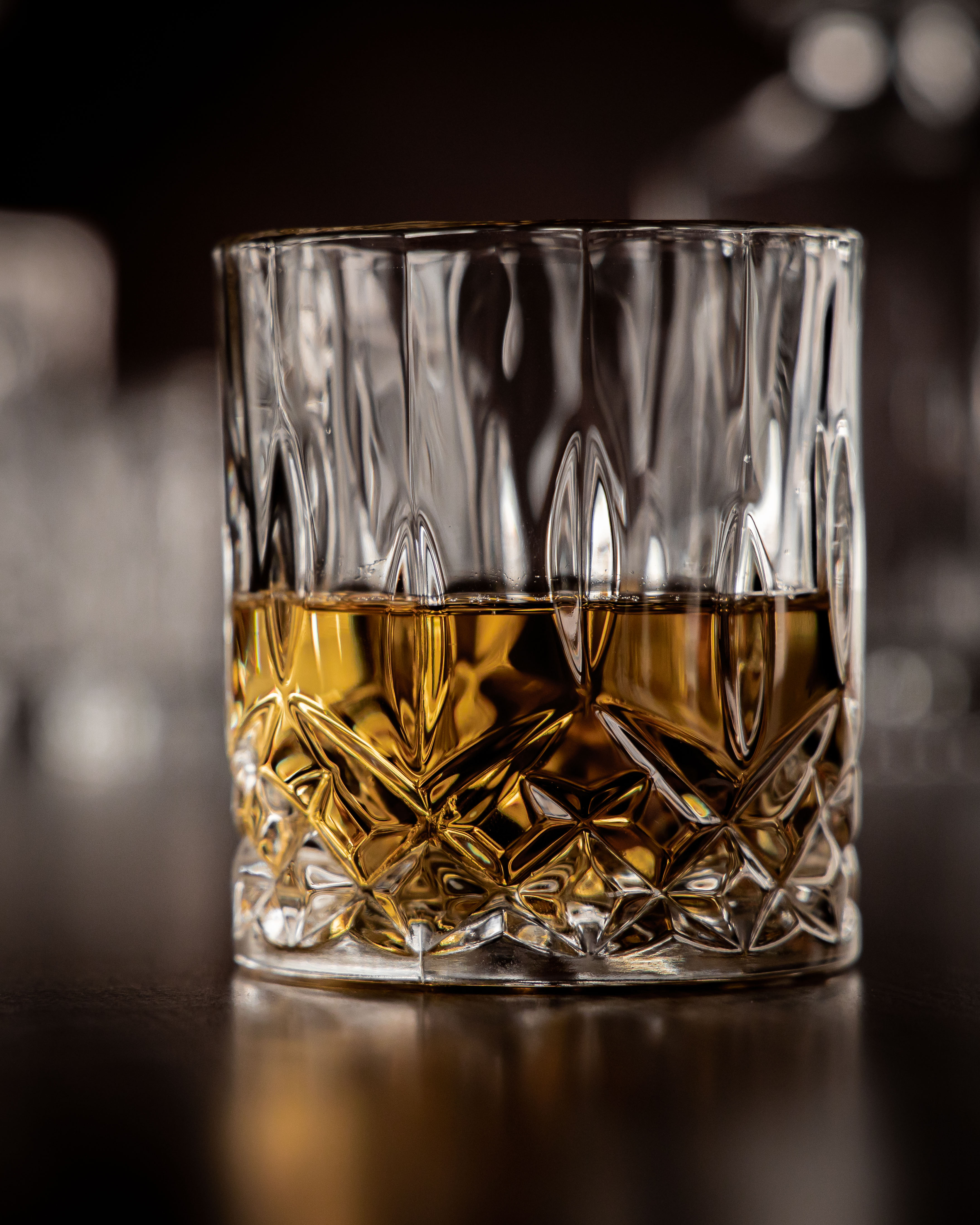 Nice whiskey online glasses