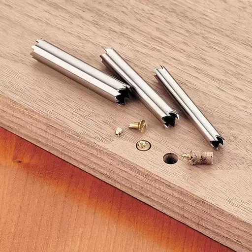 Hoe verwijder je een afgebroken schroef?