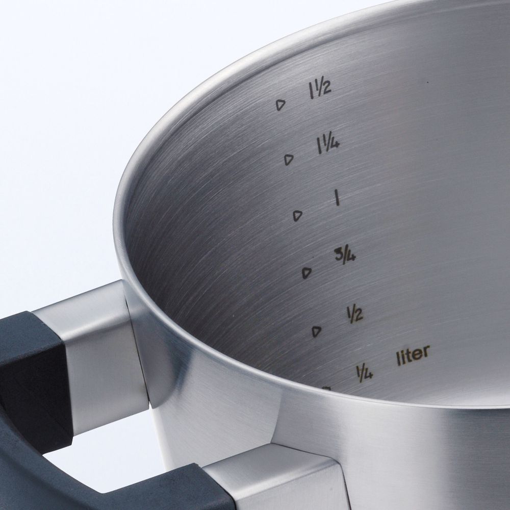 regeling oogst dubbel BK Steelpan met deksel Conical Cool RVS - ø 16 cm / 1.6 Liter kopen? |  Cookinglife