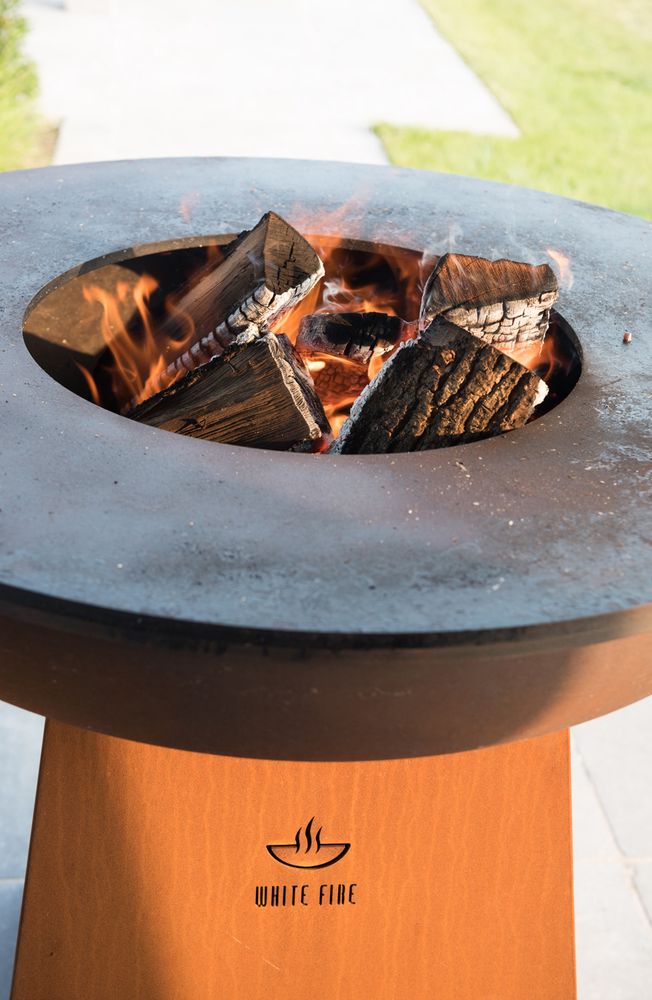 White Fire BBQ Kopen? Barbeque Schaal | Cookinglife White Fire BBQ Rooster Kopen? Barbecue Rooster | Cookinglife!