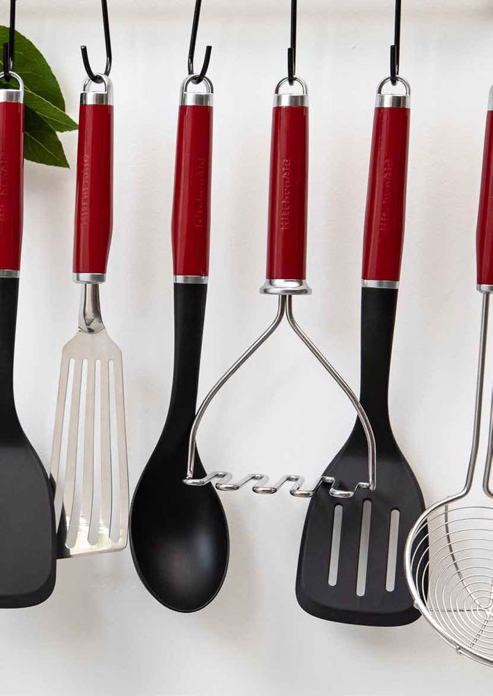 Assortiment binnen pomp KitchenAid Serving Spoon Core Red | Cookinglife
