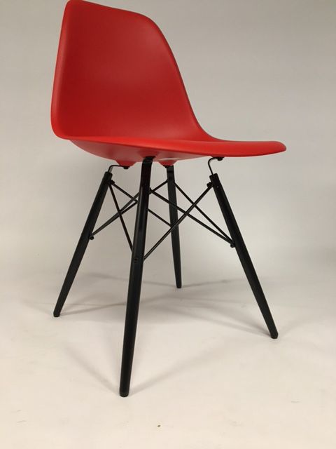 knijpen mist Buitengewoon Eames Plastic Side Chair DSW Rood - Vitra - Ruime Keus HAL18