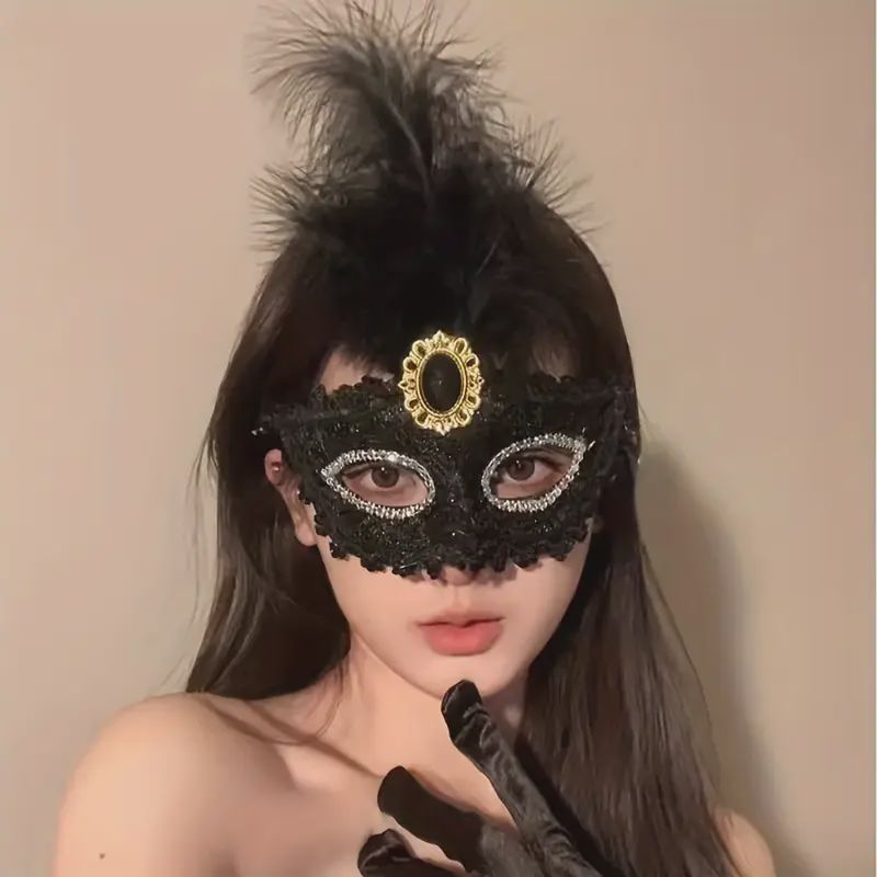 60.243-Cape-specialist-masker-met-veer-zwart-hoofd.JPG