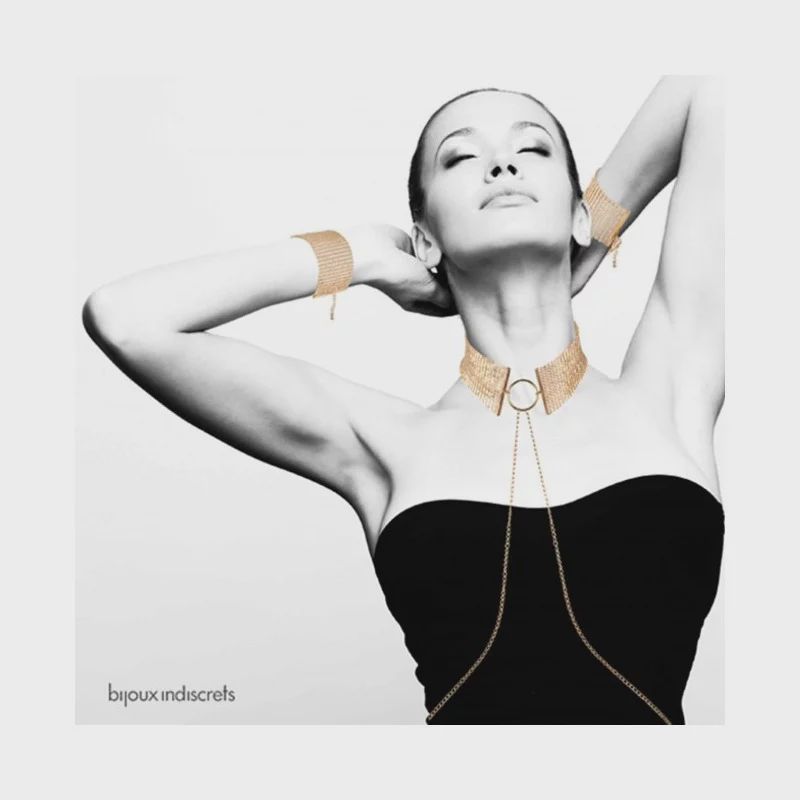 desir-metallique-collier-dore.webp