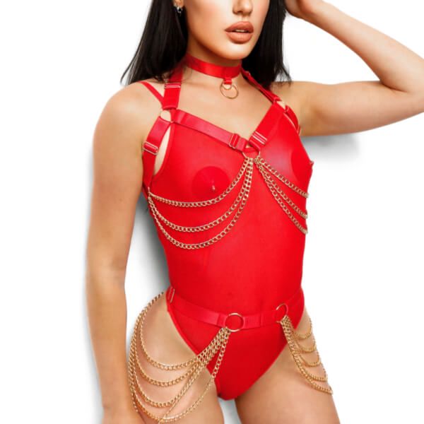 kinky-diva-Chain-Bra-red-body.jpg