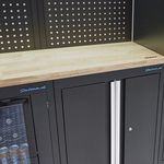 robuuste-houten-werkbank-met-koelkast.jpg