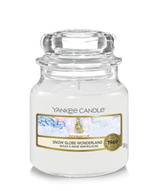 Candela Yankee Candle Piccolo Snow Globe Wonderland - 9 cm / ø 6 cm